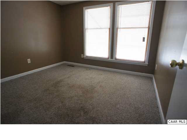 4608 Venable Road Kents Store, VA 23084 - Photo 13 of 18 a room with a window