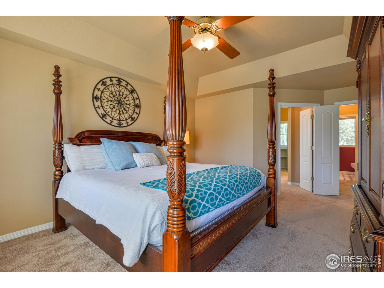 6300 Victoria Road Fort Collins, CO 80525 - Photo 16 of 28 Master to bath view