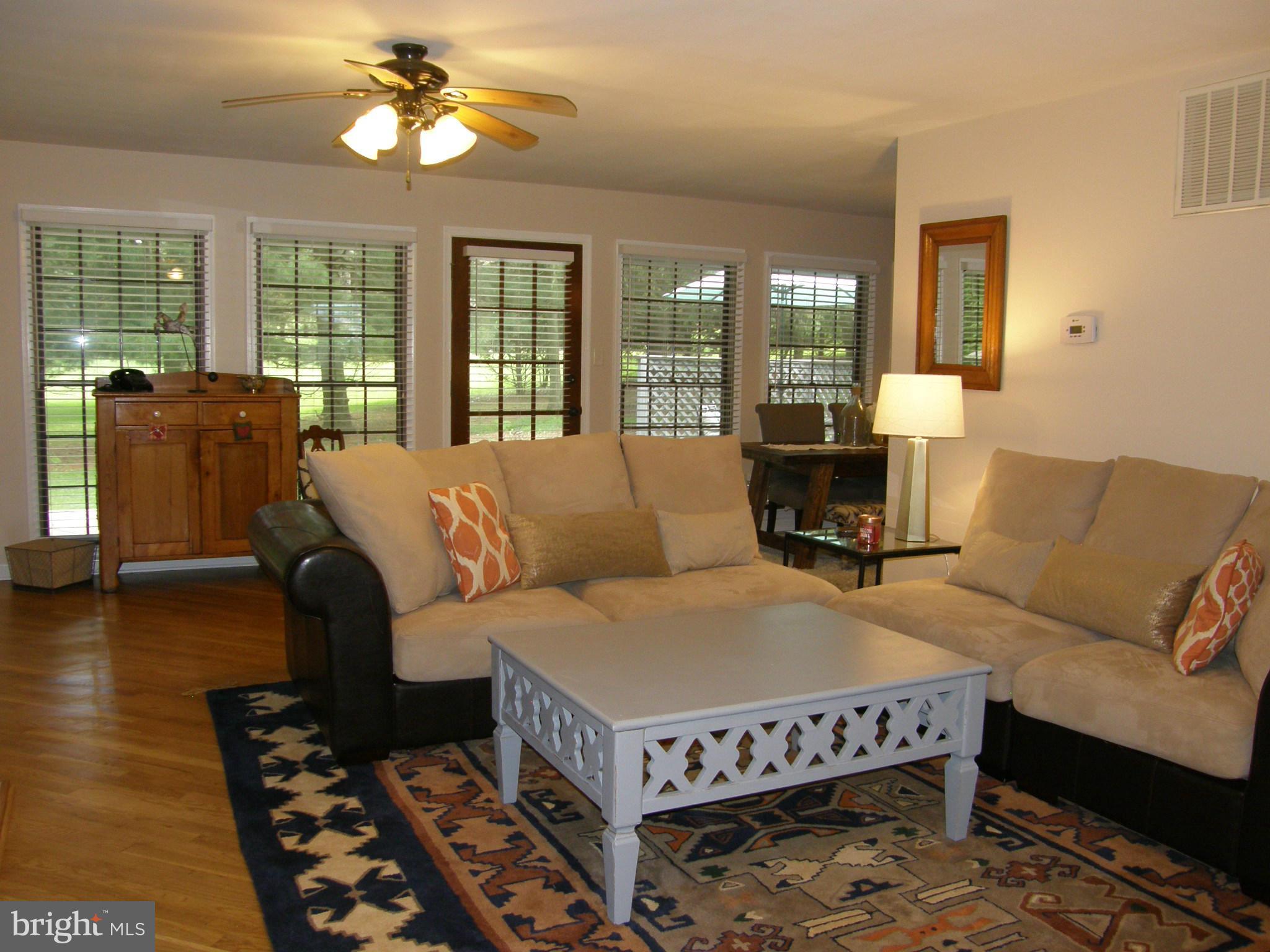 11025 Mountain Run Lake Road Culpeper, VA 22701 - Photo 9 of 30 Living Room