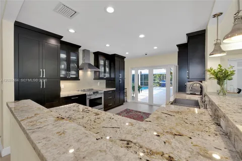 $1,975,000 | 6970 Southwest 124th Street, Pinecrest, FL 33156