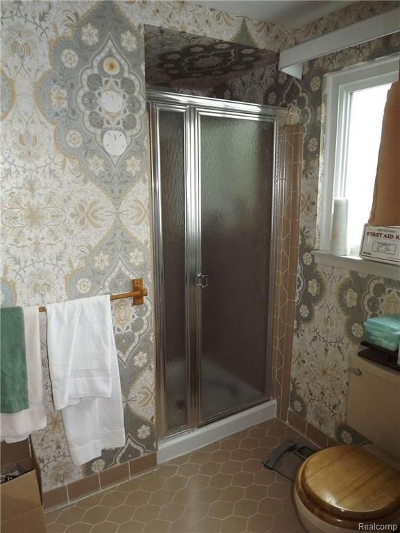 606 Baker Street Rochester Hills, MI 48307 - Photo 10 of 16