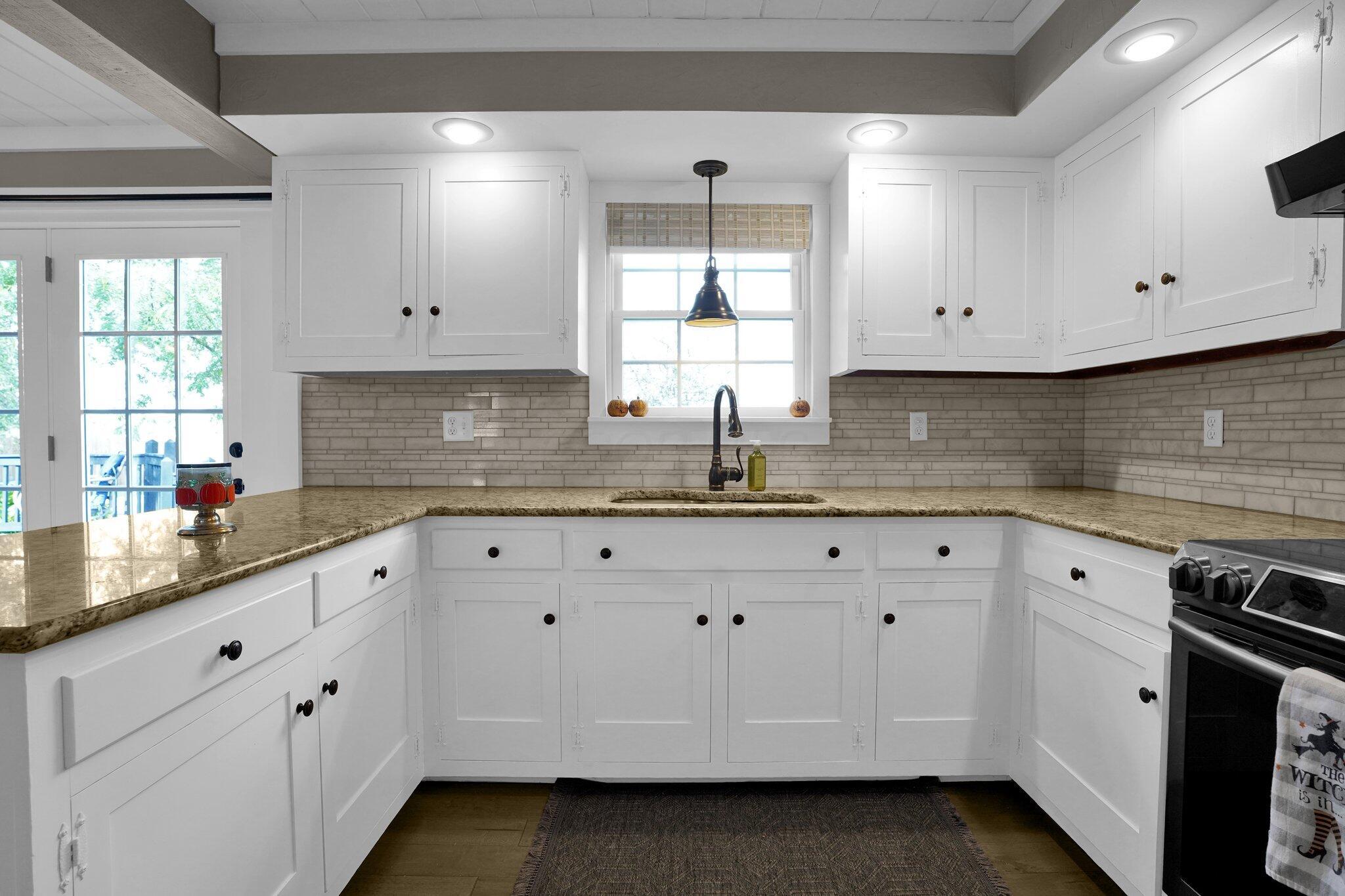 20475 Winstead Road Stoutsville, OH 43154 - Photo 8 of 33 Kitchen 3
