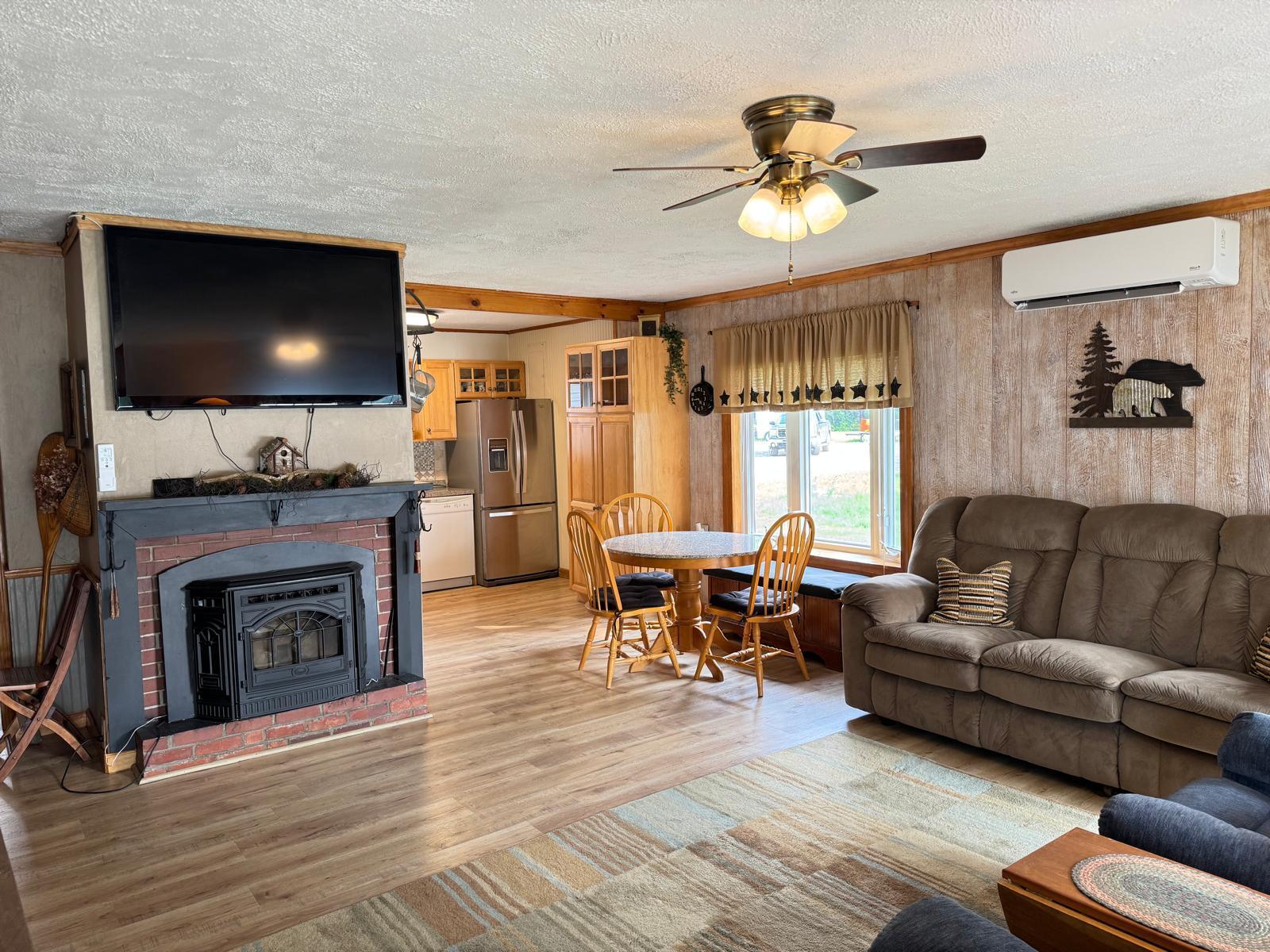 107 East Echo Lake Road Presque Isle, ME 04769 - Photo 23 of 40 Living Room