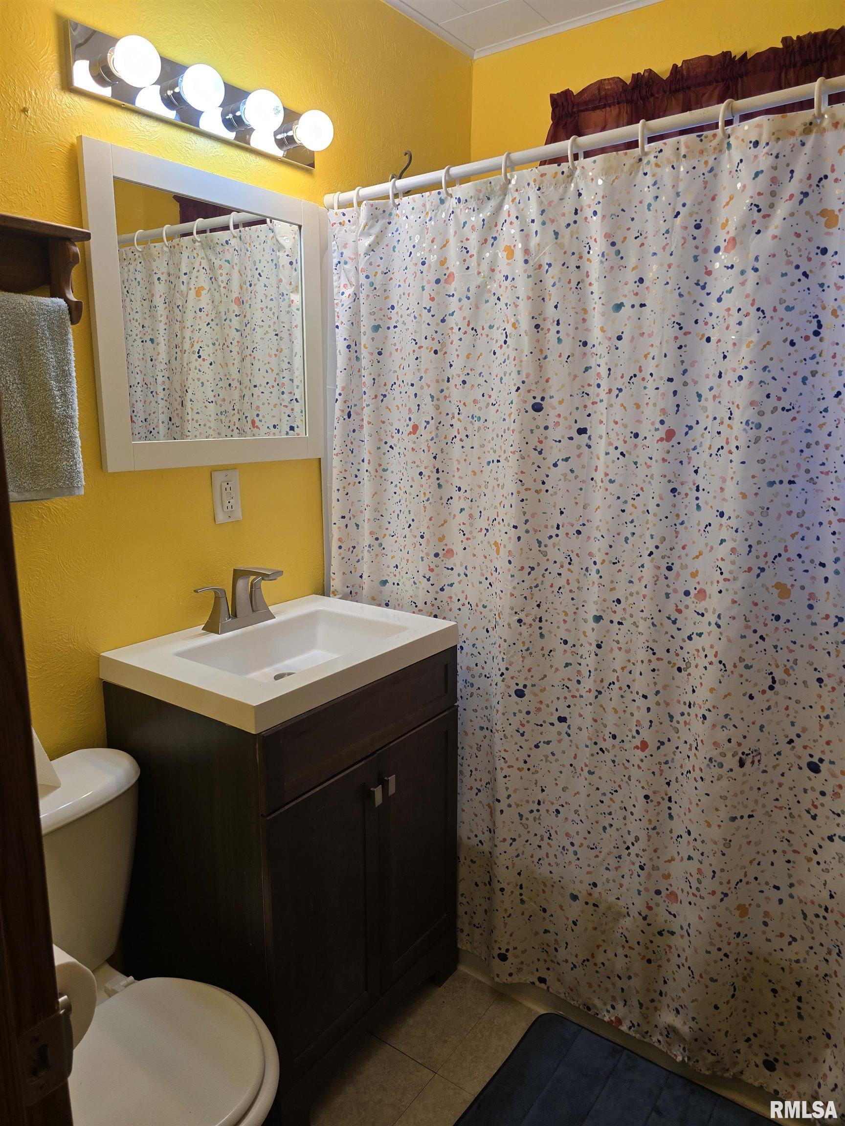 746 North 7th Avenue Canton, IL 61520 - Photo 17 of 48