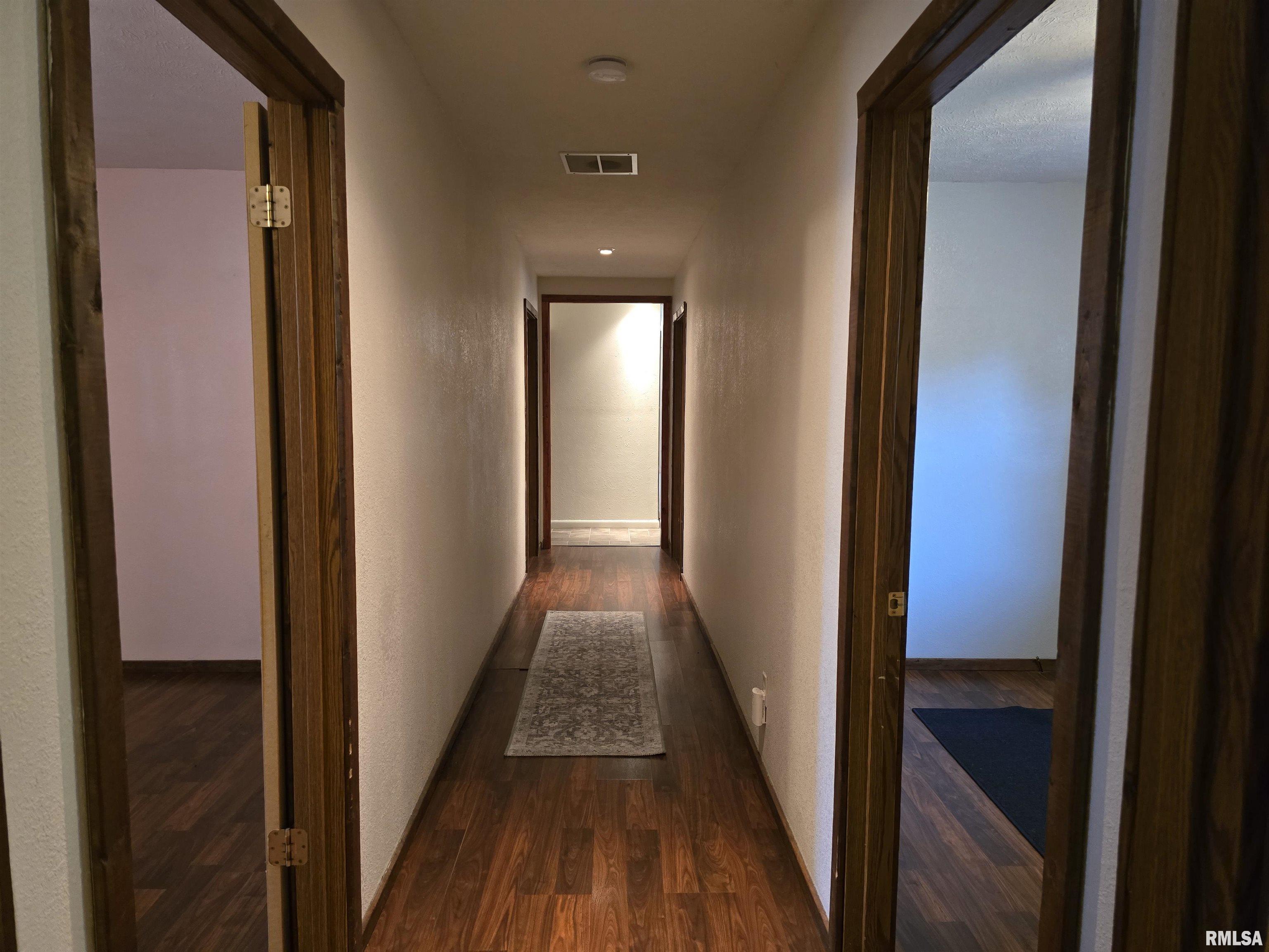 746 North 7th Avenue Canton, IL 61520 - Photo 18 of 48