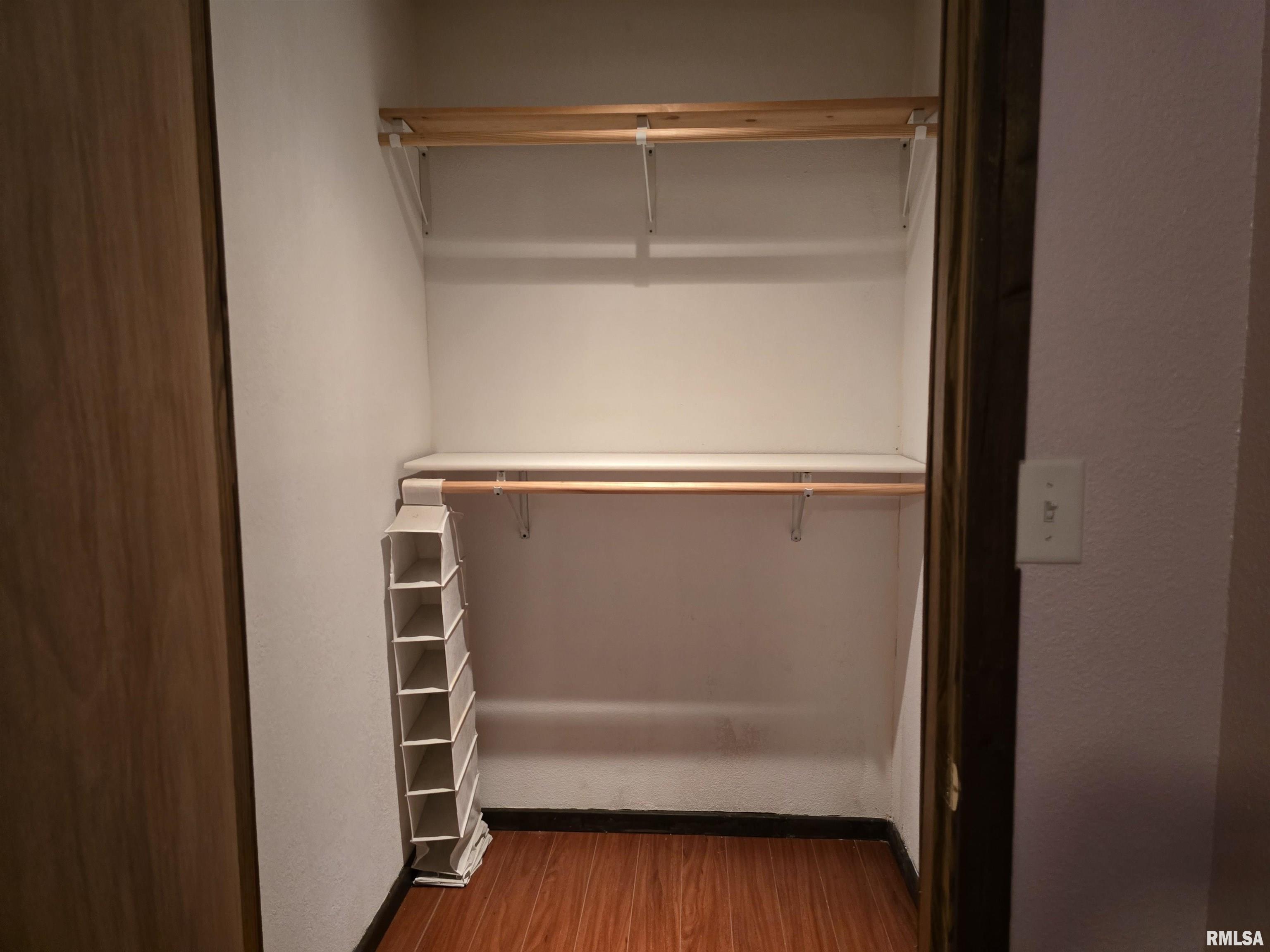 746 North 7th Avenue Canton, IL 61520 - Photo 26 of 48