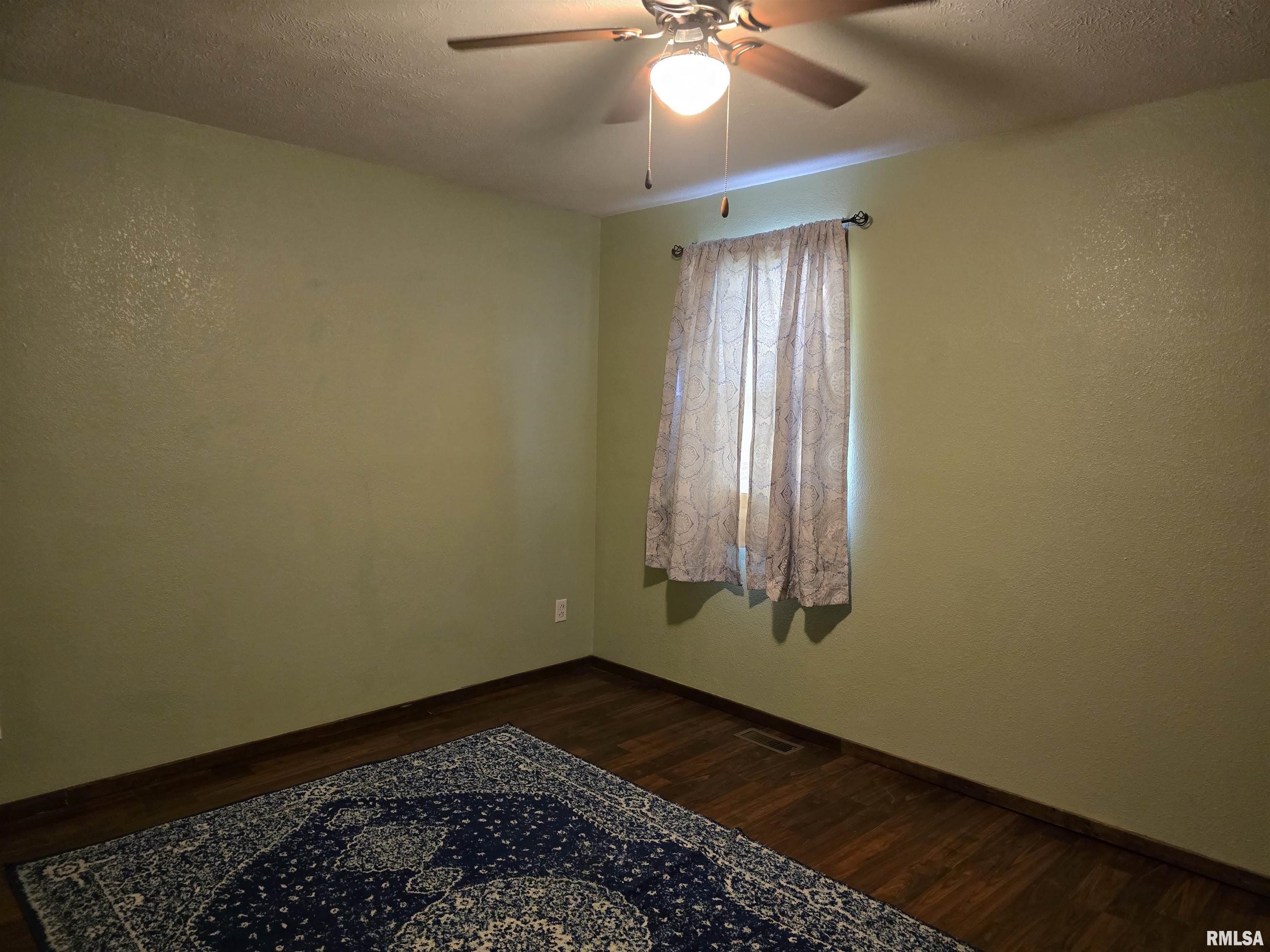 746 North 7th Avenue Canton, IL 61520 - Photo 29 of 48