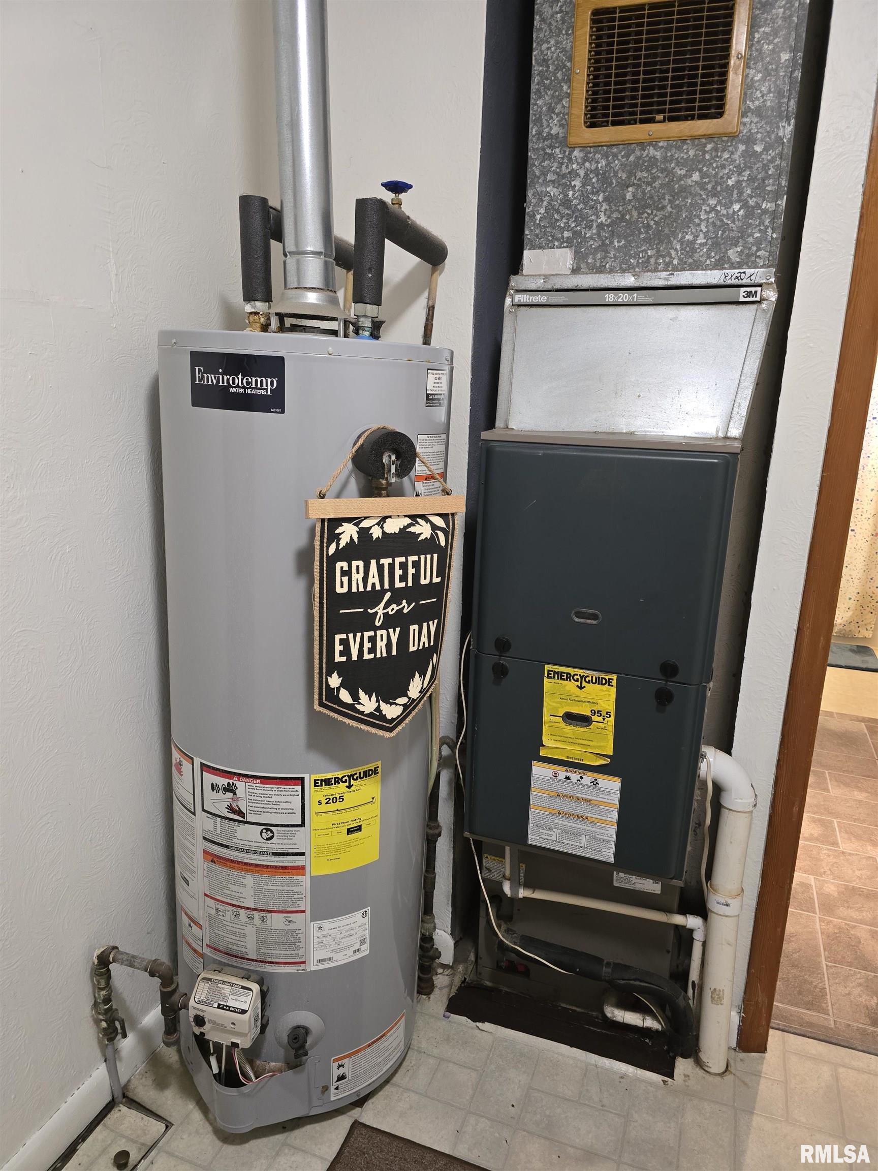 746 North 7th Avenue Canton, IL 61520 - Photo 37 of 48