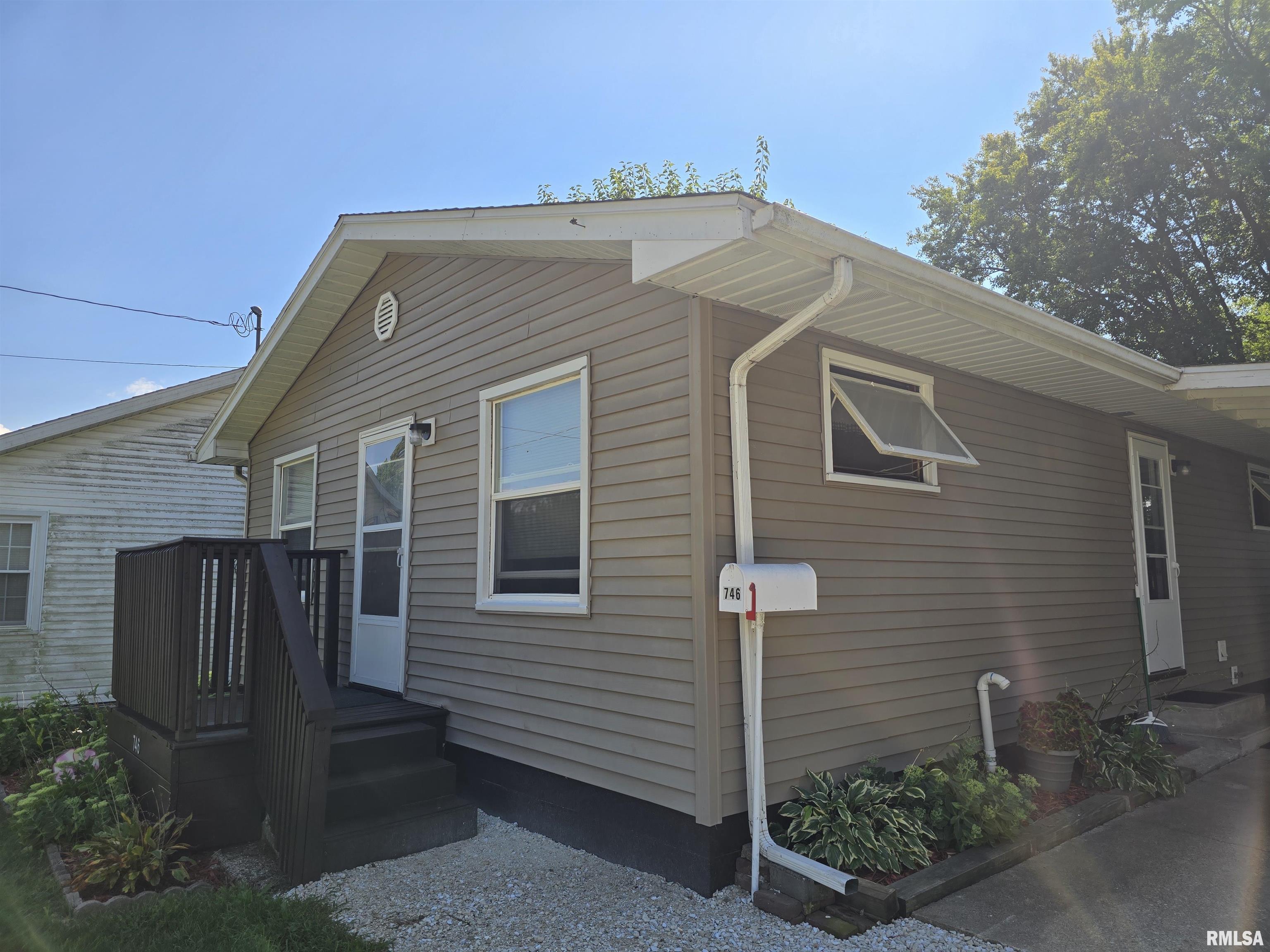 746 North 7th Avenue Canton, IL 61520 - Photo 46 of 48