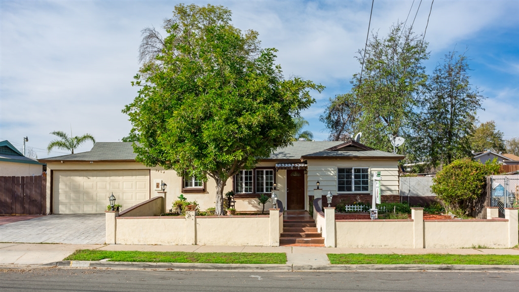 9464 Mandeville Road Santee, CA 92071 - Photo 2 of 25