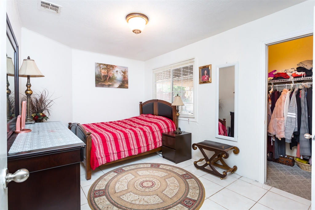 9464 Mandeville Road Santee, CA 92071 - Photo 16 of 25