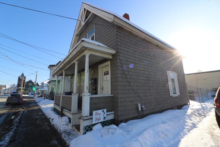 92 Summer Street Barre, VT 05641 - Photo 3 of 32 Gallery Image 3