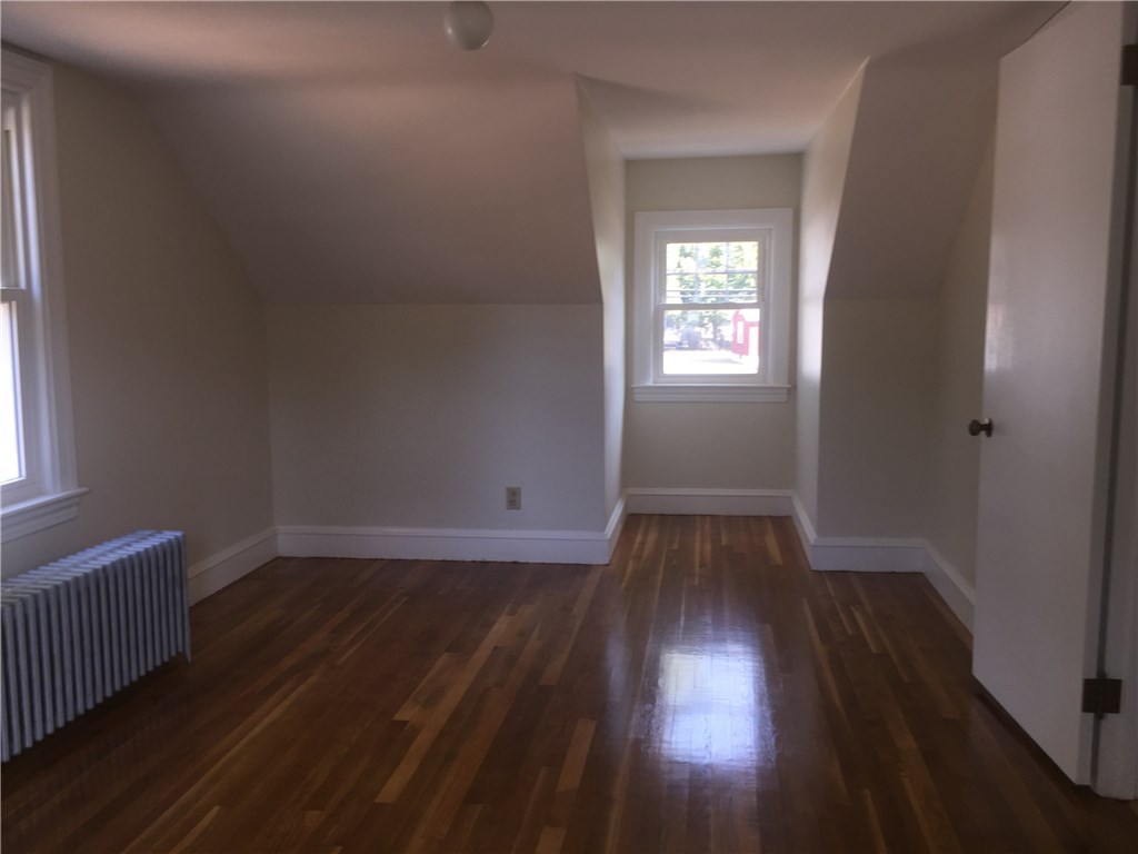 82 Strawberry Field Road Warwick, RI 02886 - Photo 11 of 14 Gallery Image 11