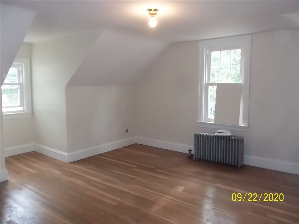 82 Strawberry Field Road Warwick, RI 02886 - Photo 12 of 14 Gallery Image 12