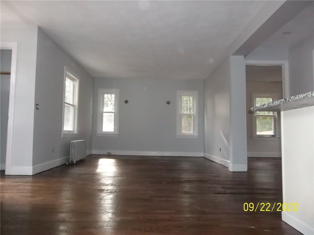 82 Strawberry Field Road Warwick, RI 02886 - Photo 13 of 14 Gallery Image 13