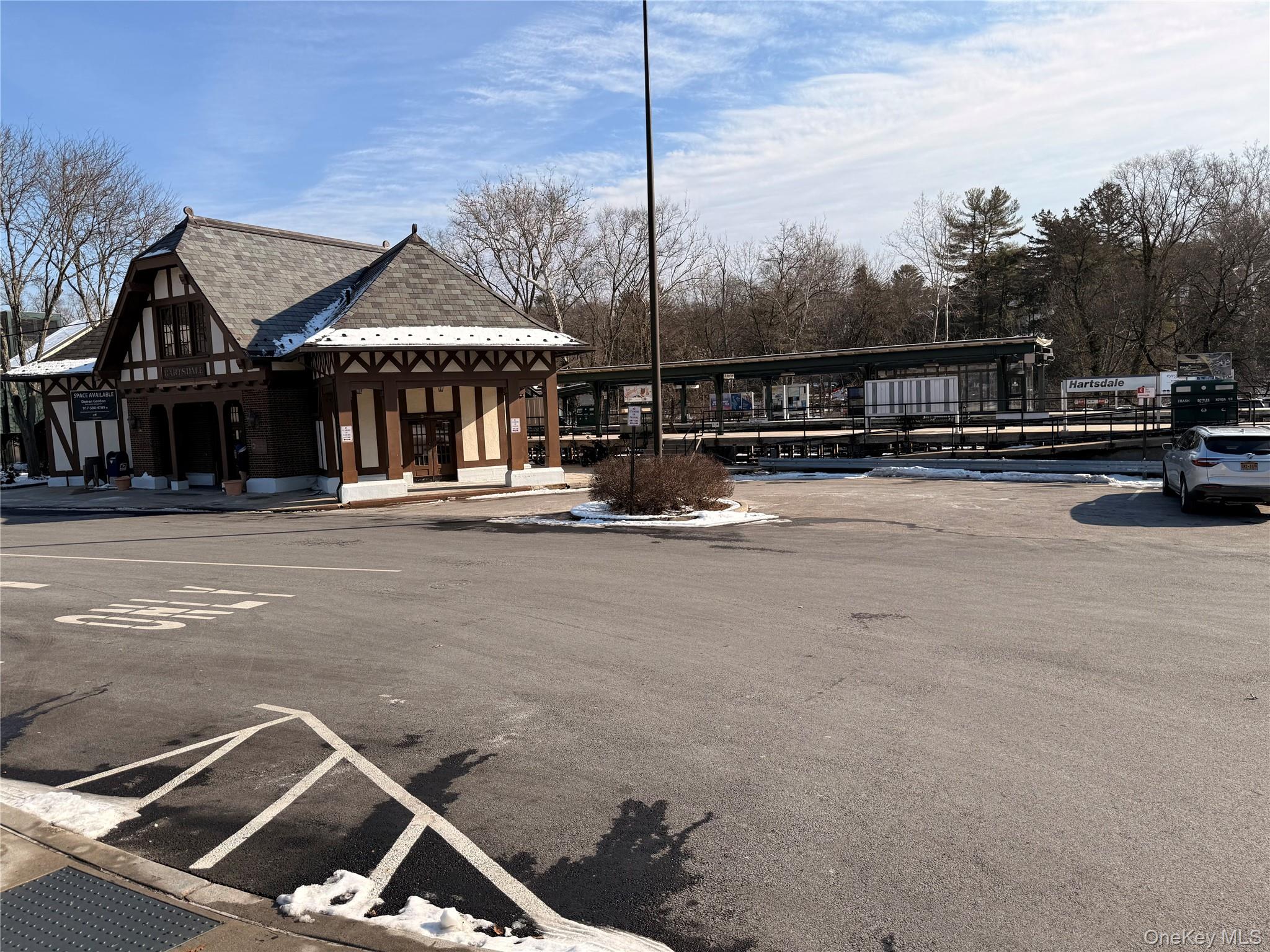 180 Pinewood Road, Unit 10 Hartsdale, NY 10530 - Photo 16 of 16 Hartsdale train station30 minutes into GrandCentral Station