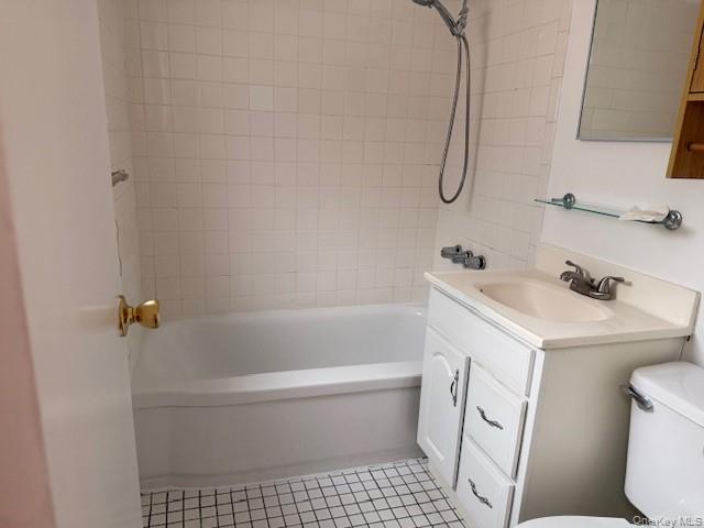 180 Pinewood Road, Unit 10 Hartsdale, NY 10530 - Photo 7 of 16 With new bathtub reglazing having a 5 yr warranty