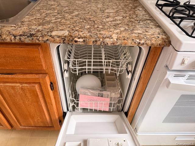 180 Pinewood Road, Unit 10 Hartsdale, NY 10530 - Photo 8 of 16 Dishwasher w/instructions