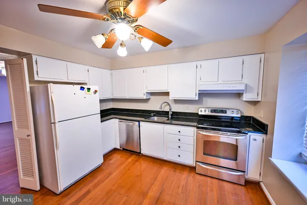 $2,750 | 10 Killadoon Court, Lutherville-Timonium, MD 21093