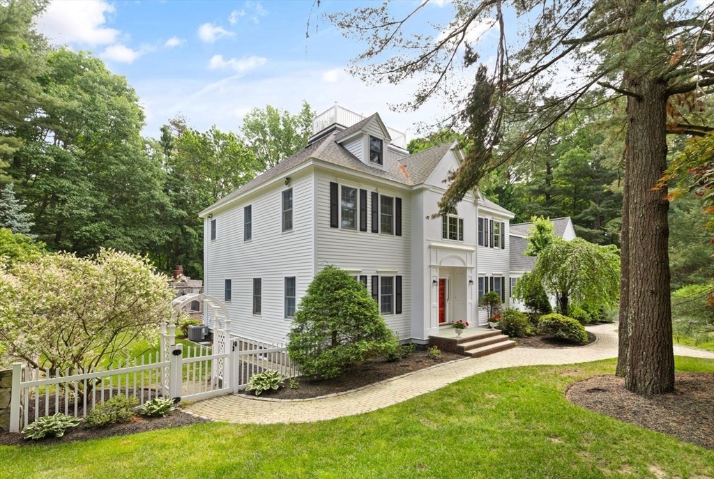 9 Mohawk Lane Lynnfield, MA 01940 - Photo 6 of 42 a view of house with a yard