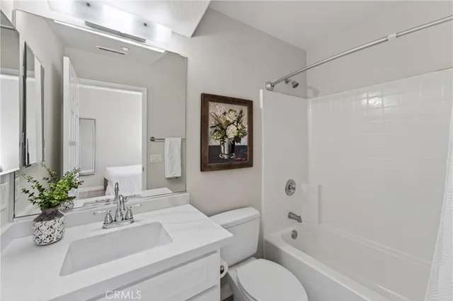 $819,900 | 27 Dietes Court, Ladera Ranch, CA 92694