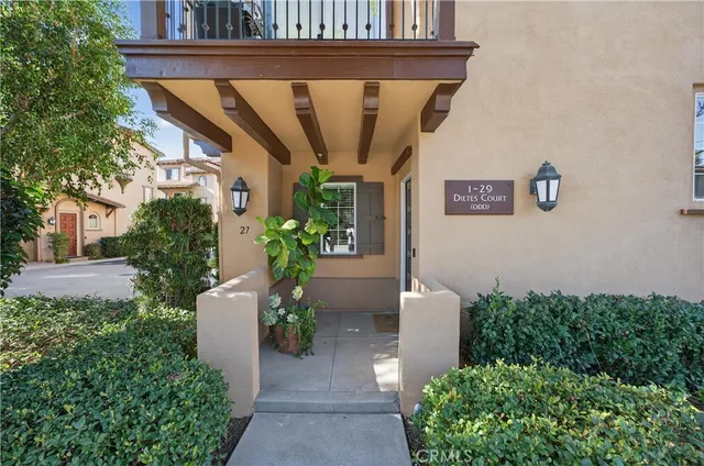 $819,900 | 27 Dietes Court, Ladera Ranch, CA 92694