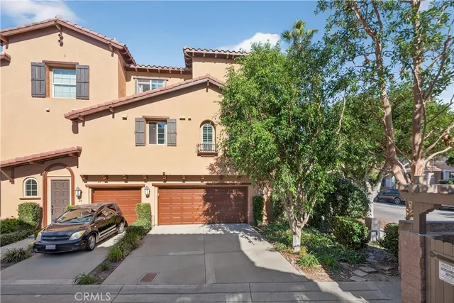 $819,900 | 27 Dietes Court, Ladera Ranch, CA 92694