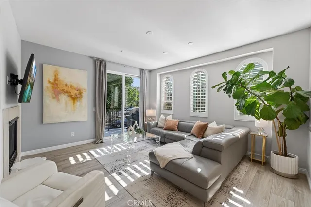 $819,900 | 27 Dietes Court, Ladera Ranch, CA 92694