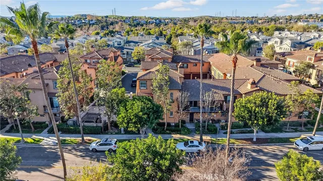 $819,900 | 27 Dietes Court, Ladera Ranch, CA 92694