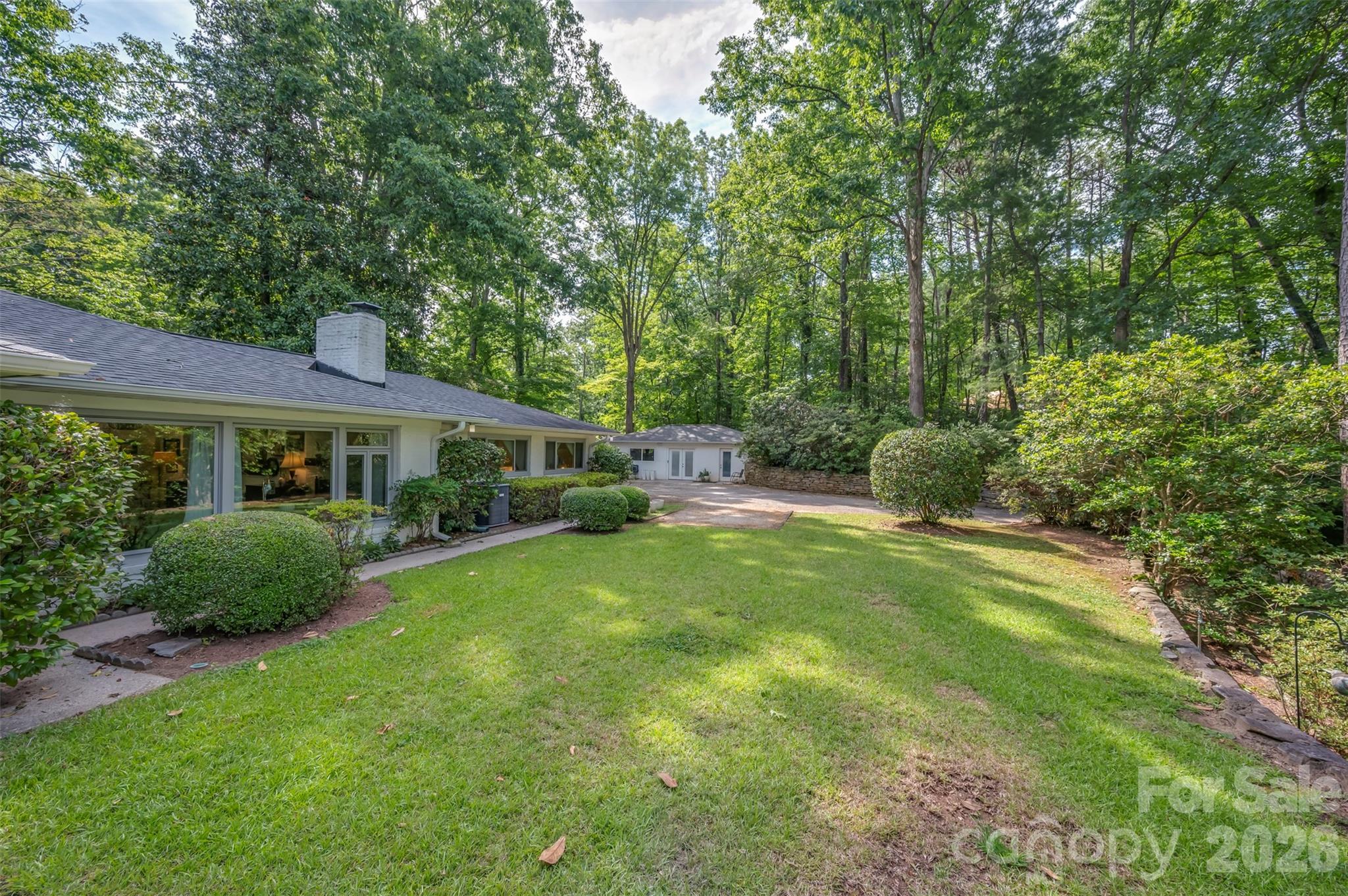 1620 Butter Street Landrum, SC 29356 - Photo 4 of 38