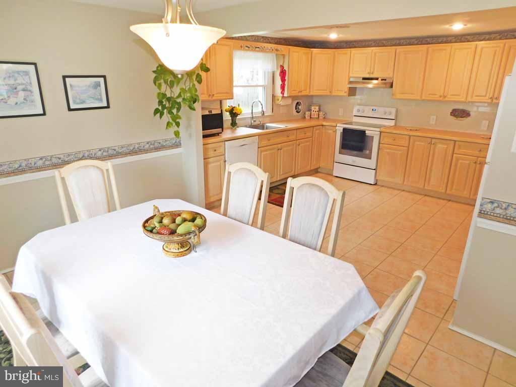 210 Mallard Road Holland, PA 18966 - Photo 11 of 38 Gallery Image 11
