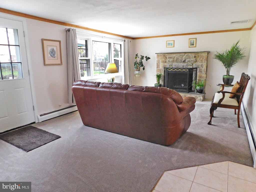 210 Mallard Road Holland, PA 18966 - Photo 17 of 38 Gallery Image 17