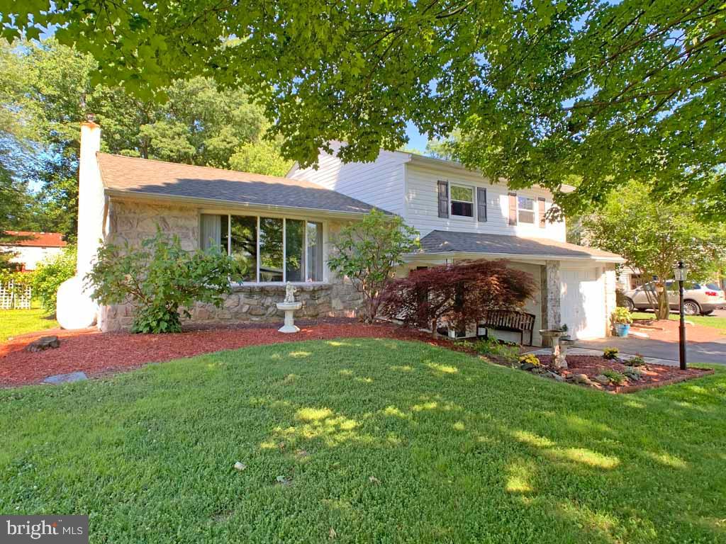 210 Mallard Road Holland, PA 18966 - Photo 3 of 38 Gallery Image 3