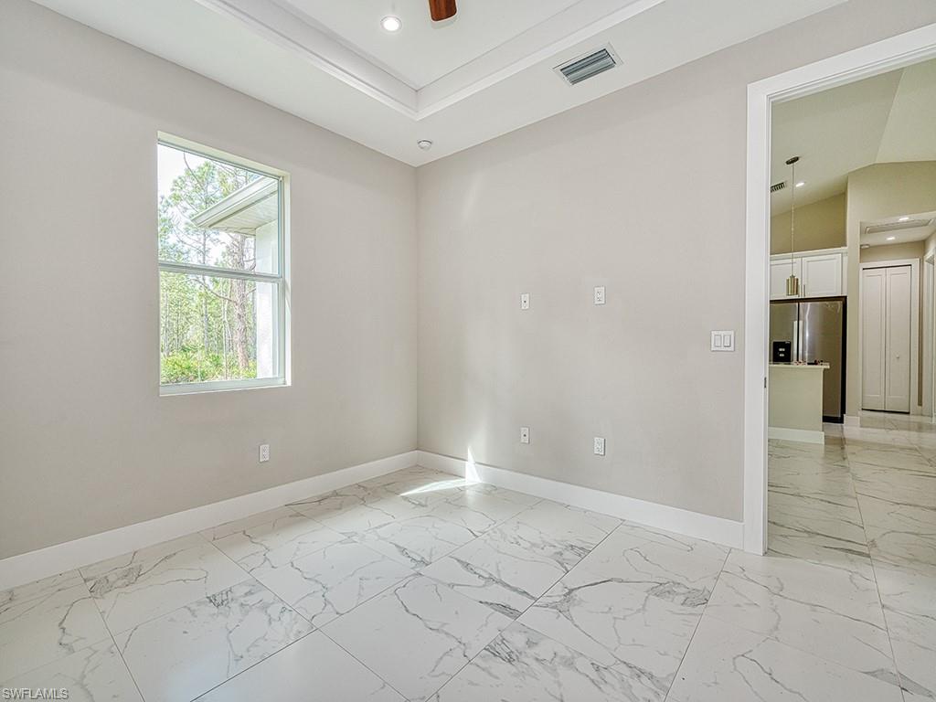 4226 68th Avenue Northeast Naples, FL 34120 - Photo 14 of 17