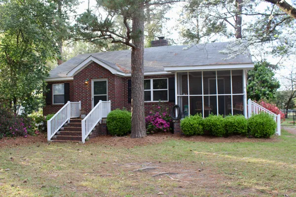 $199,900 | 460 Hampton Street, Elloree, SC 29047