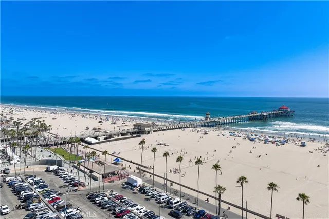 $427,000 | 6600 Warner Avenue, Unit 88, Huntington Beach, CA 92647