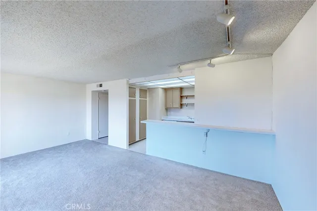 $427,000 | 6600 Warner Avenue, Unit 88, Huntington Beach, CA 92647