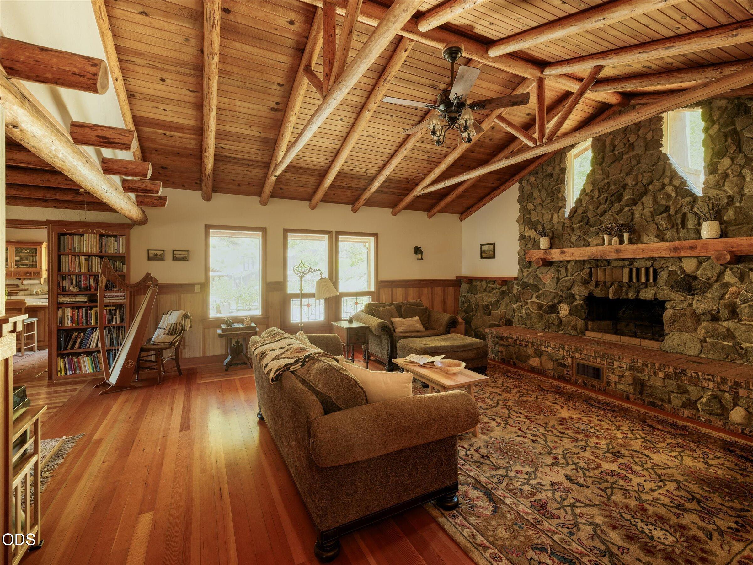2603 Winona Road Grants Pass, OR 97526 - Photo 5 of 70