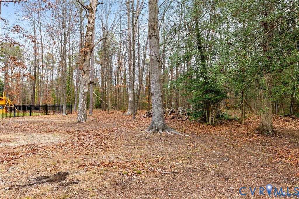 8401 Jahnke Road Richmond, VA 23235 - Photo 5 of 8 Gallery Image 5