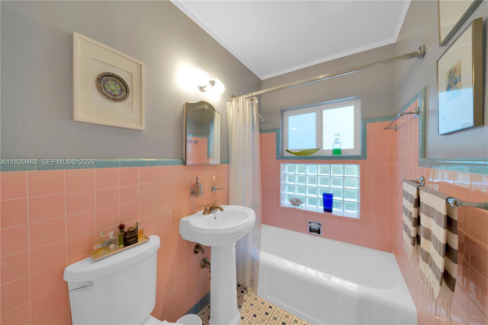 2665 Southwest 17th Avenue Miami, FL 33133 - Photo 19 of 32