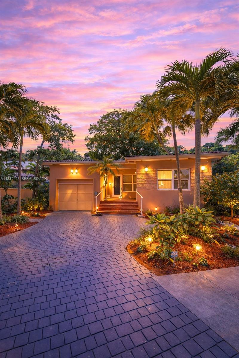 2665 Southwest 17th Avenue Miami, FL 33133 - Photo 2 of 32