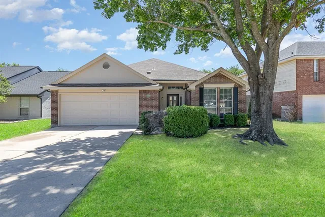 $320,000 | 104 Woodcreek Drive, Rockwall, TX 75032