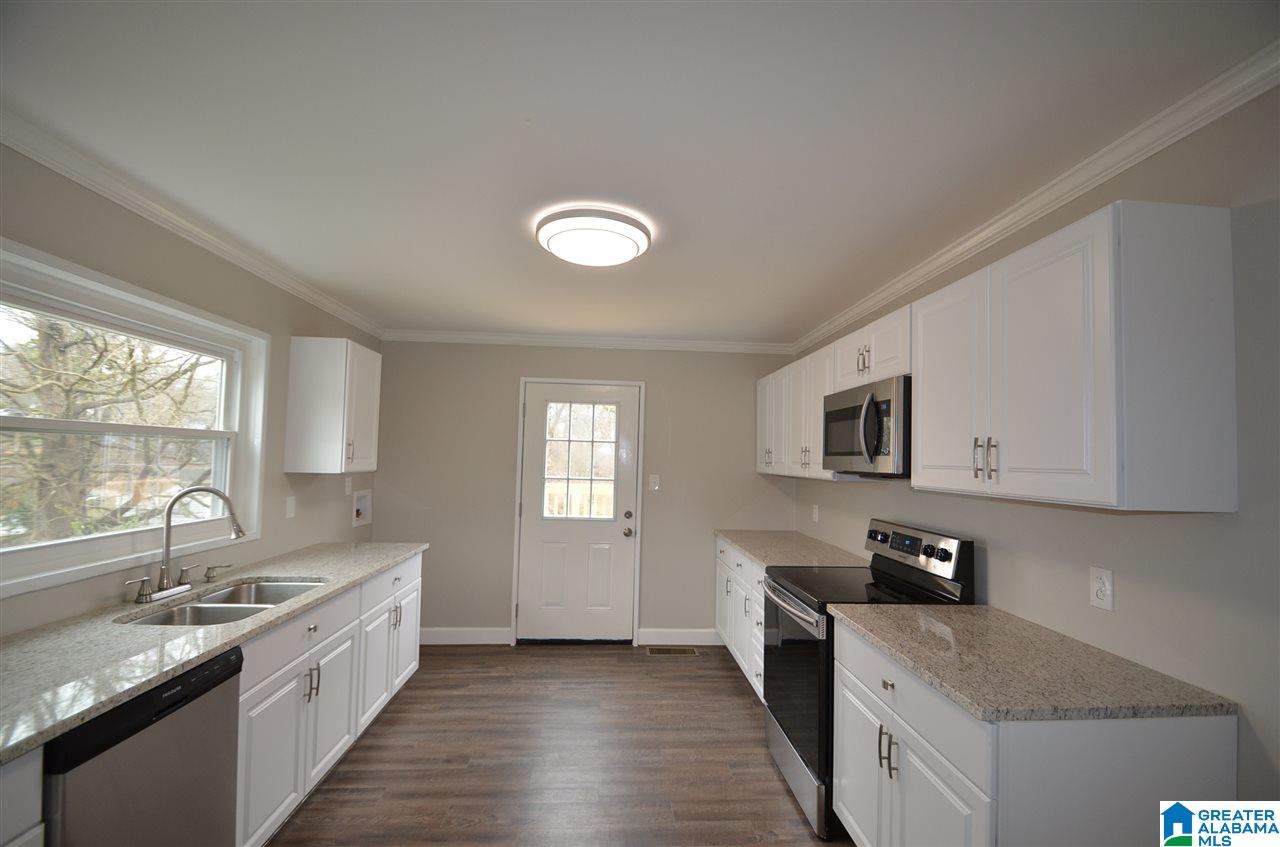 8169 Rugby Avenue Birmingham, AL 35206 - Photo 2 of 23