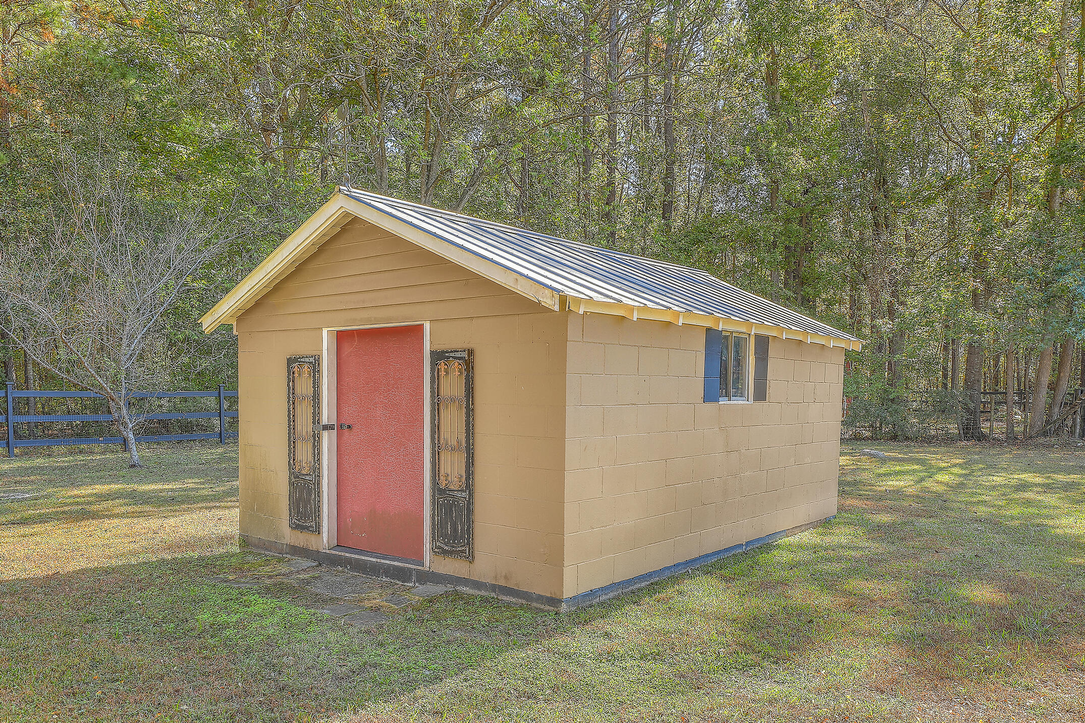 728 East Butternut Road Summerville, SC 29483 - Photo 25 of 41 0W7A4271_2_3_4_5_6_7
