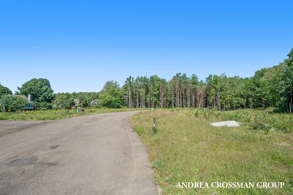 $61,500 | 18154 Newgate Ln Spring Lake, Unit 14, Spring Lake, MI 49456