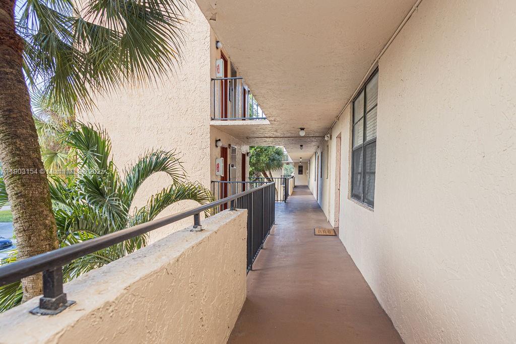 3450 Blue Lake Drive, Unit 305 Pompano Beach, FL 33064 - Photo 18 of 66