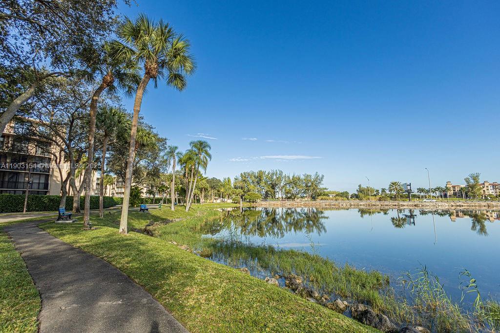 3450 Blue Lake Drive, Unit 305 Pompano Beach, FL 33064 - Photo 34 of 66