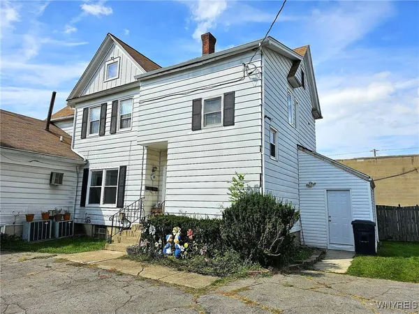 $1,000 | 1704 Abbott Road, Lackawanna, NY 14218