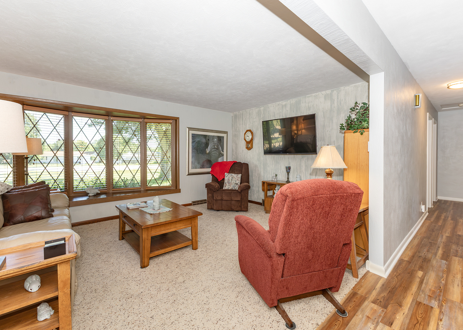 17028 Hubbard Road East Moline, IL 61244 - Photo 5 of 37