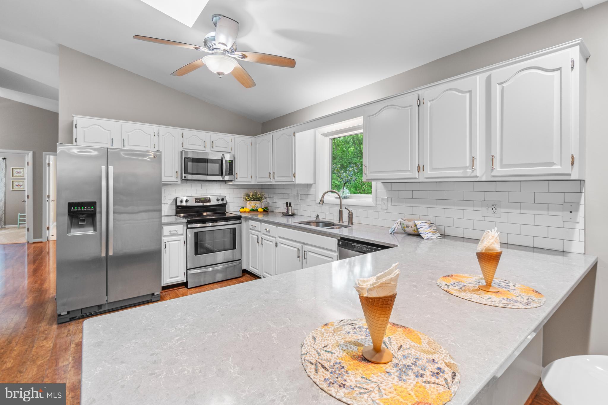 1132 Bay Ridge Road Annapolis, MD 21403 - Photo 2 of 49 Large open kitchen